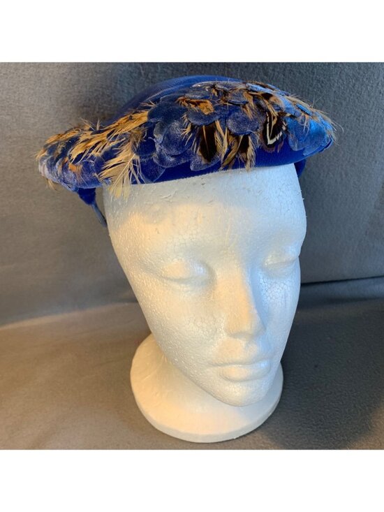 Nina Ladies Blue Velvet Hat with Feathers Hat Size 22 Vintage main image 12